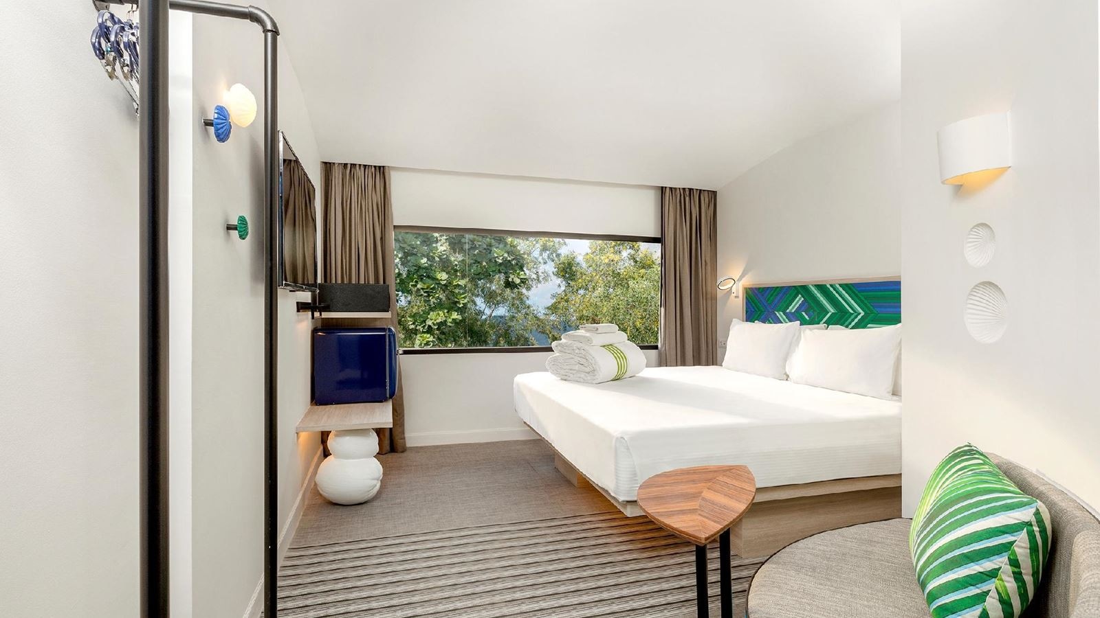 rooms-cosi-room