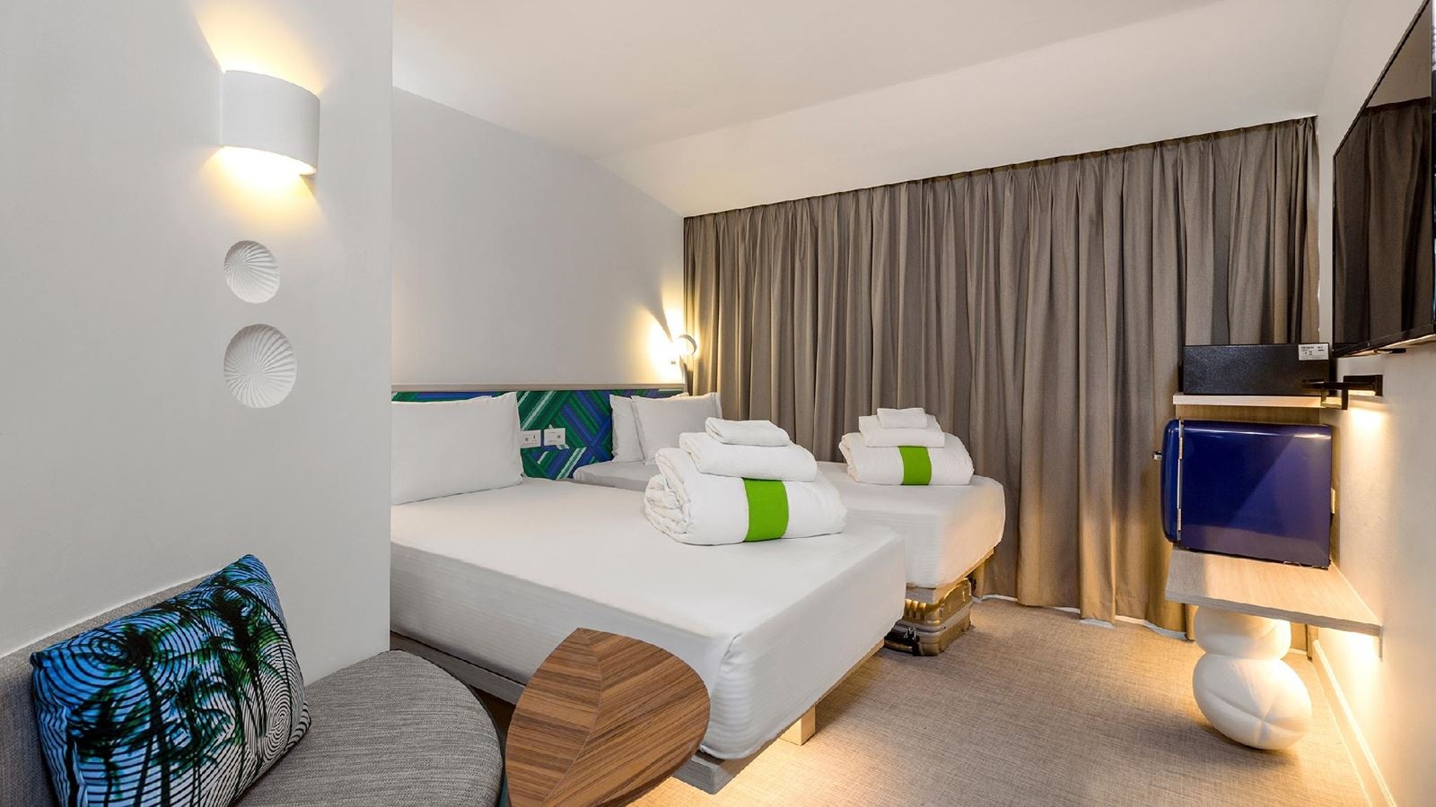 rooms-cosi-room