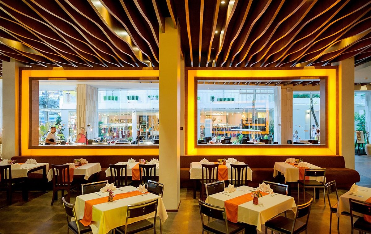 restaurants-restaurant