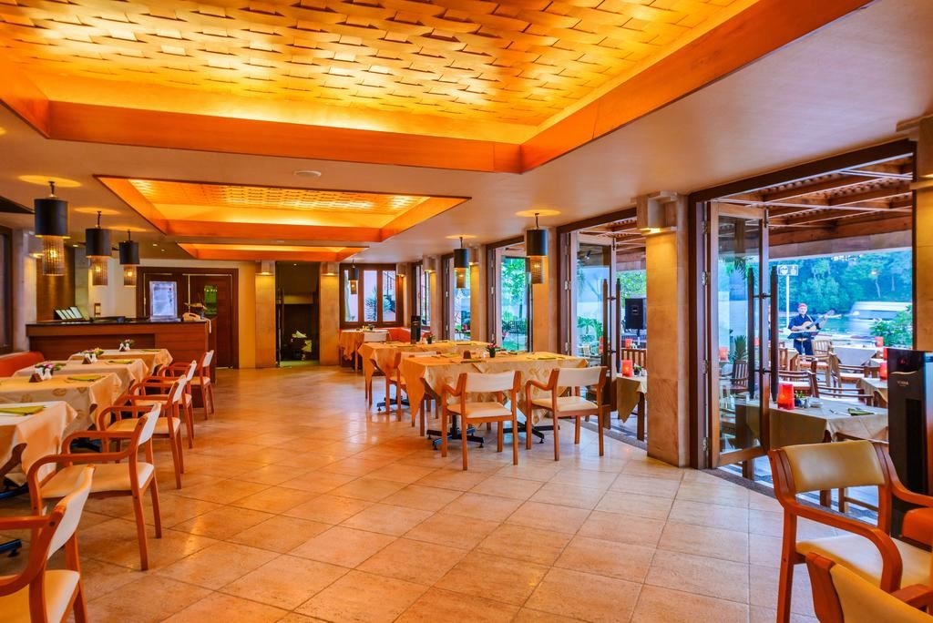 restaurants-tamarind-tree-restaurant