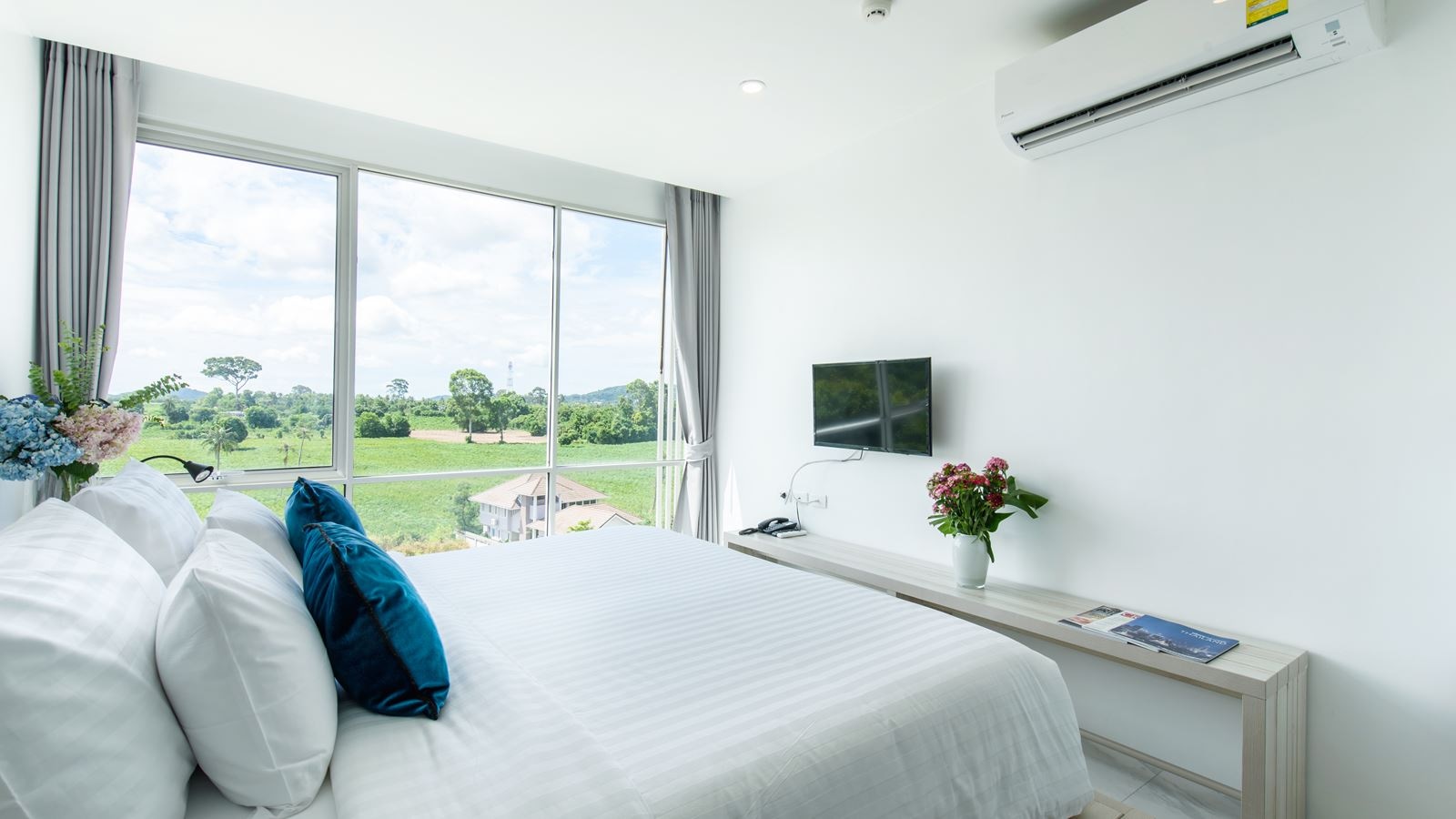 rooms-superior-room