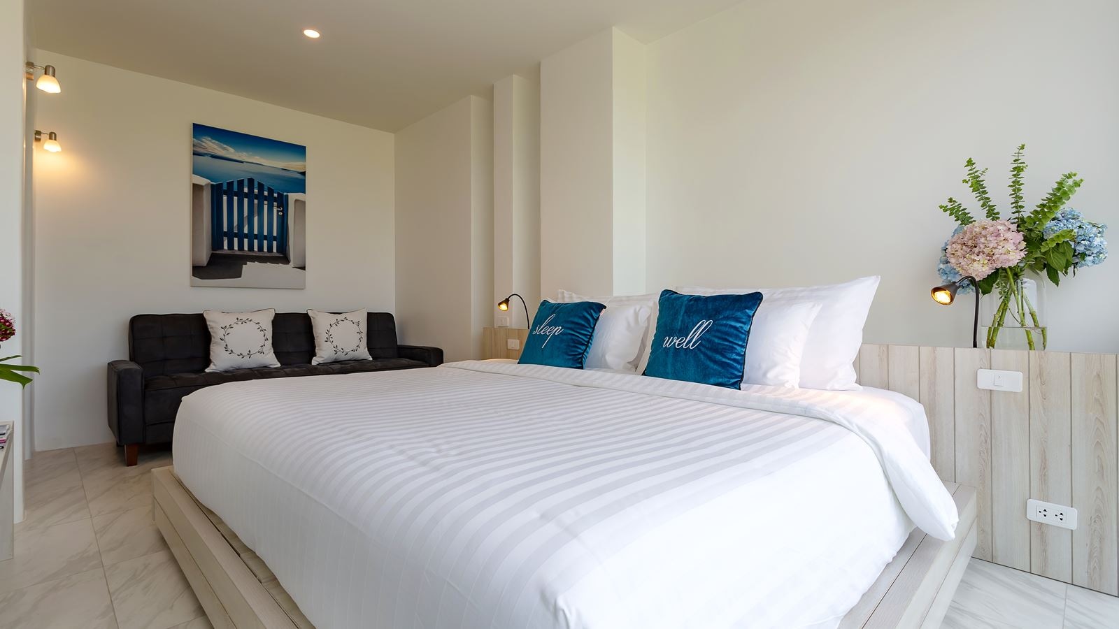 rooms-superior-room