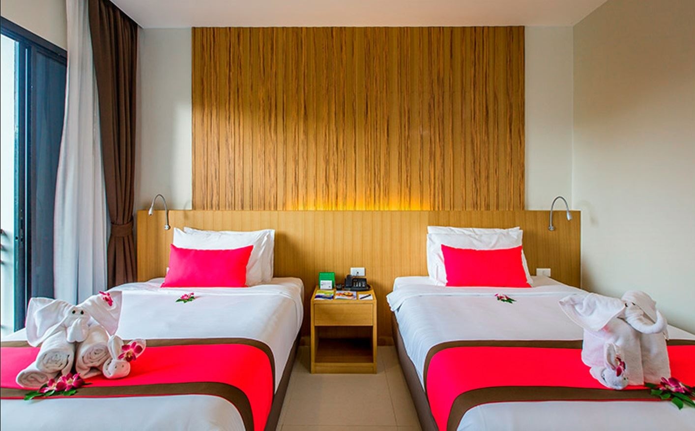 rooms-tropical-deluxe