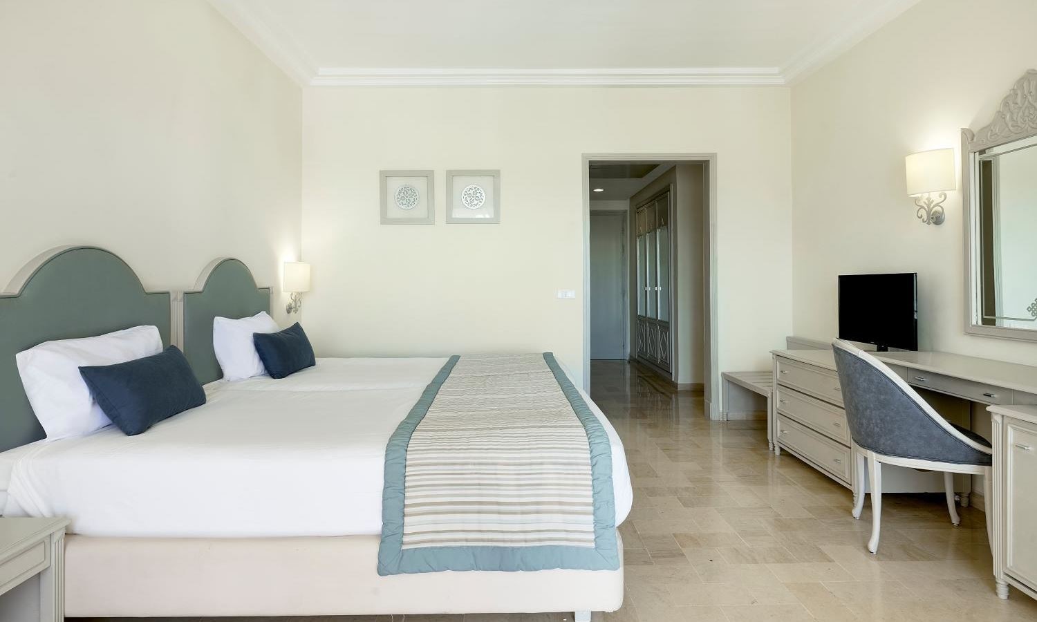 rooms-double-standard