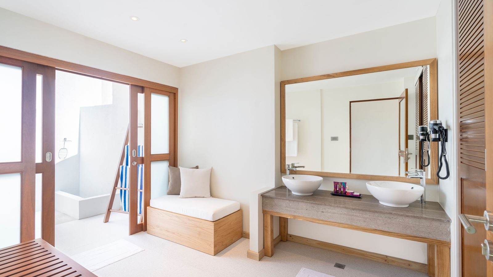 rooms-water-bungalow