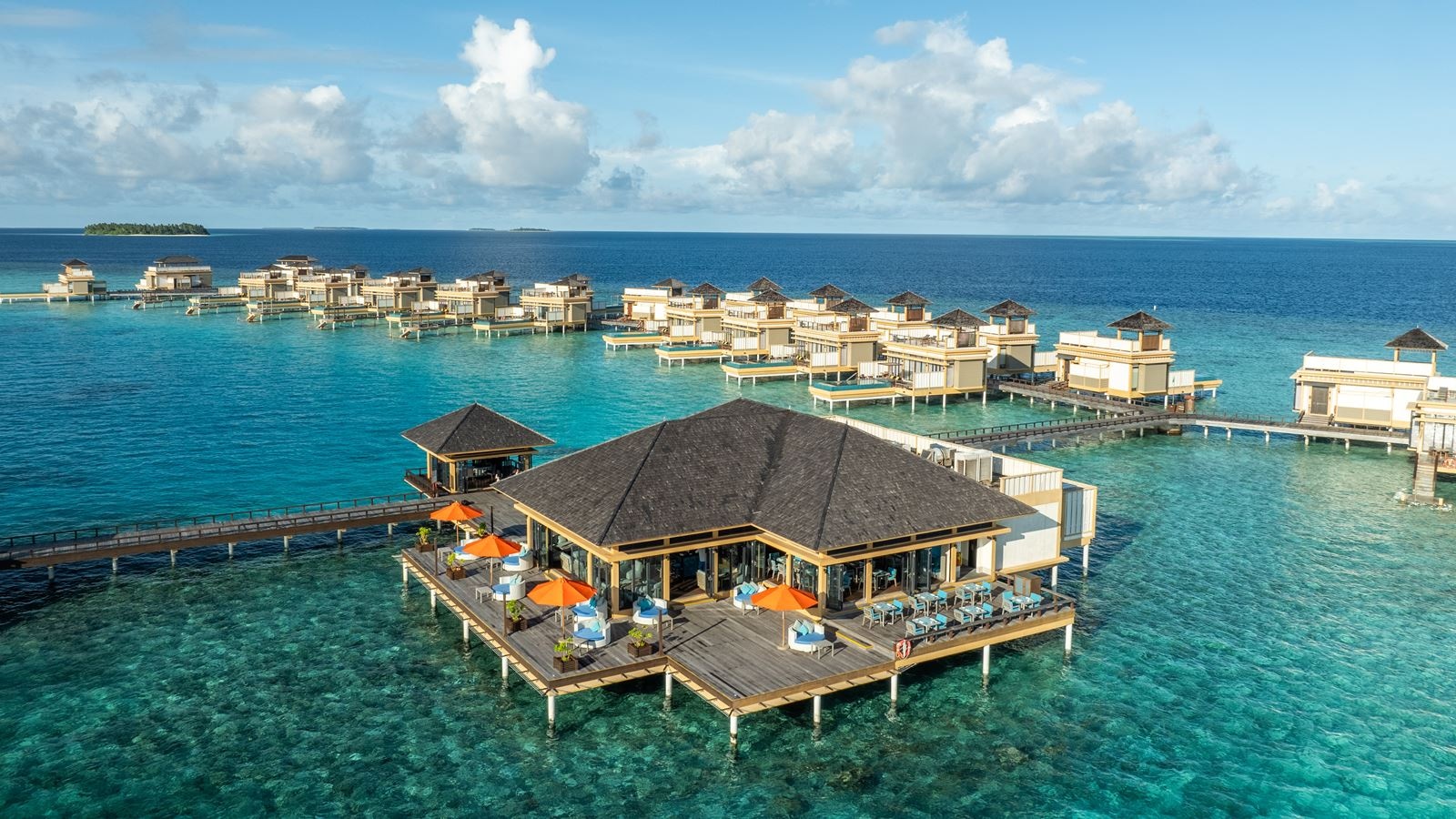 bars-azzurro-restaurant-and-bar