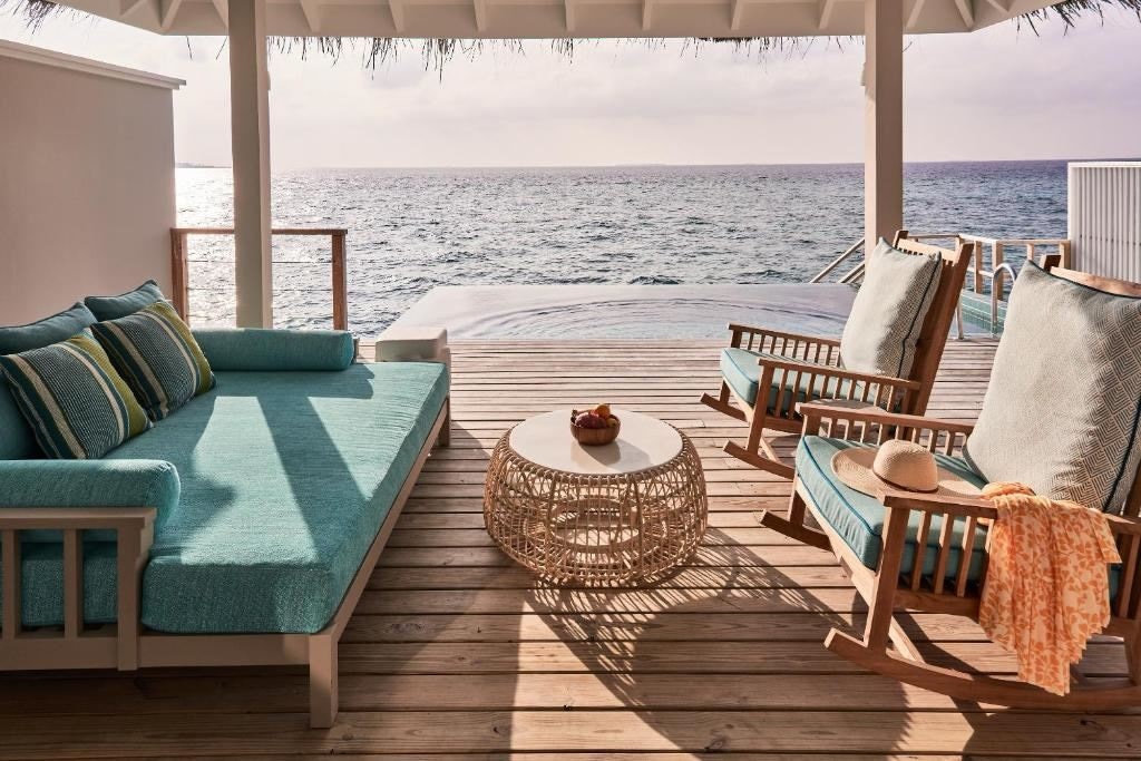 rooms-ocean-pool-villa