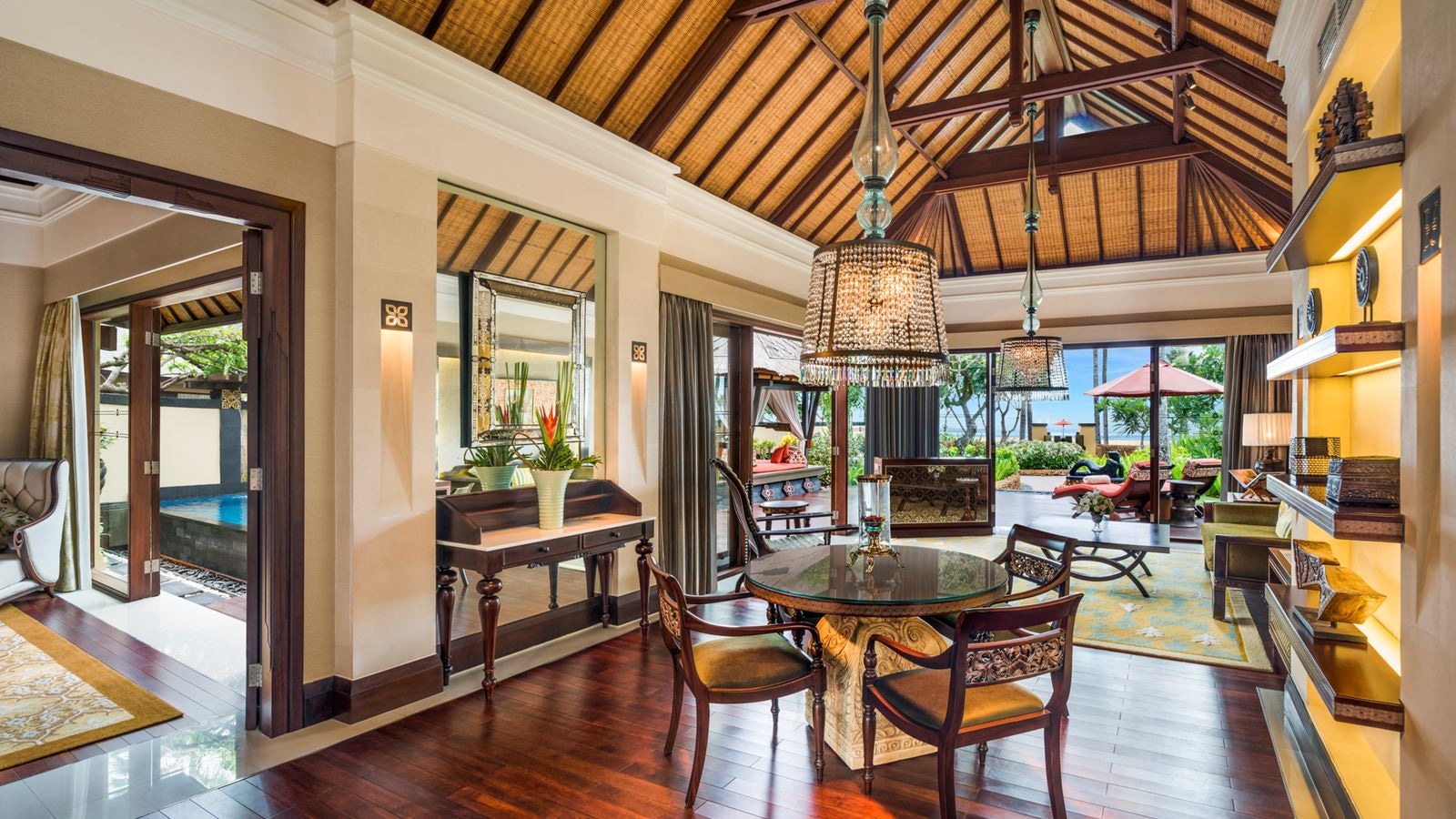 rooms-the-strand-villa