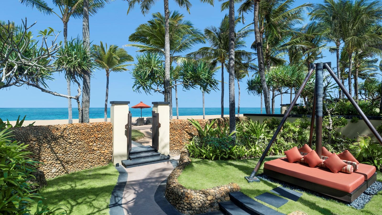 rooms-the-strand-villa