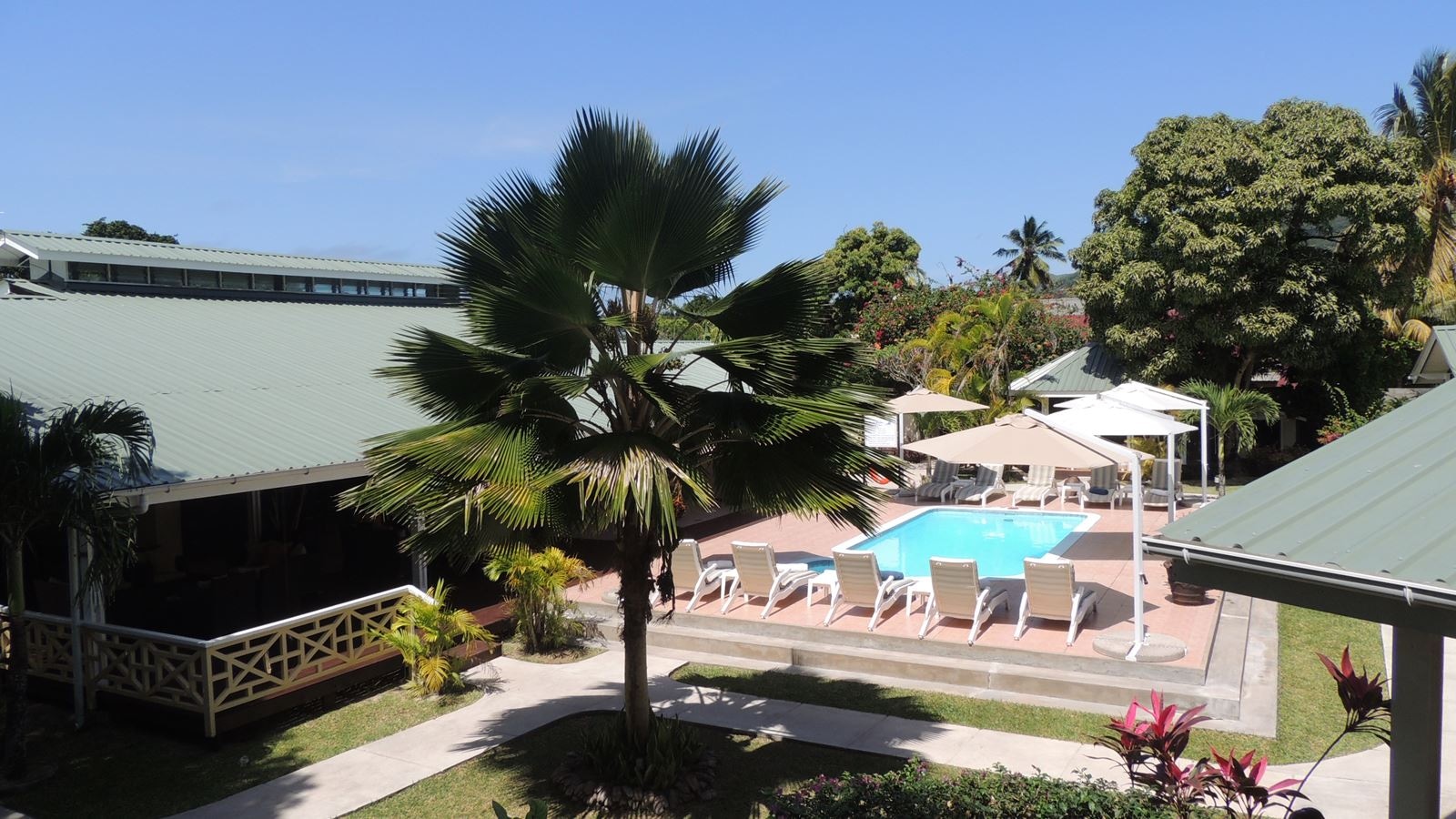 pools-outdoor-pool