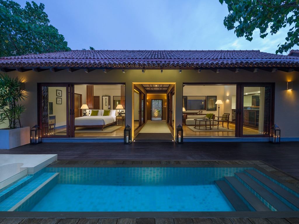 rooms-one-bedroom-pool-villa