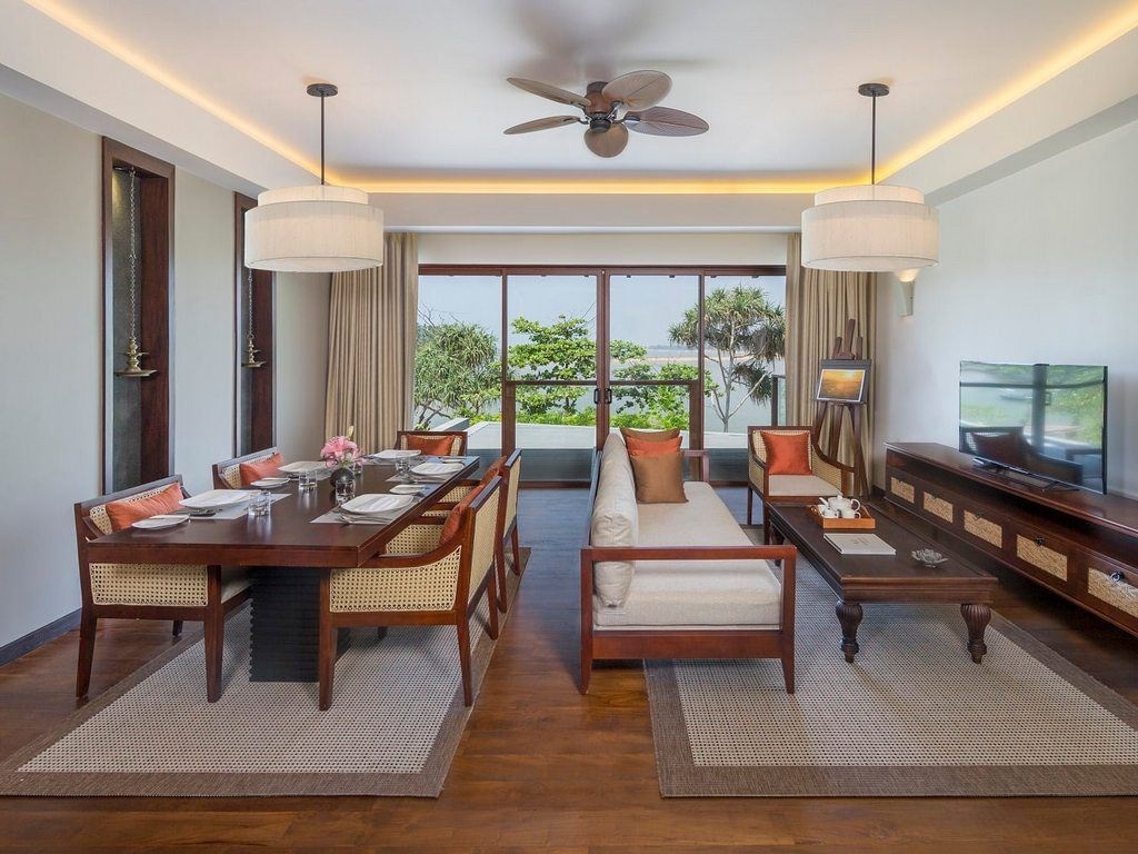 rooms-presidential-pool-suite