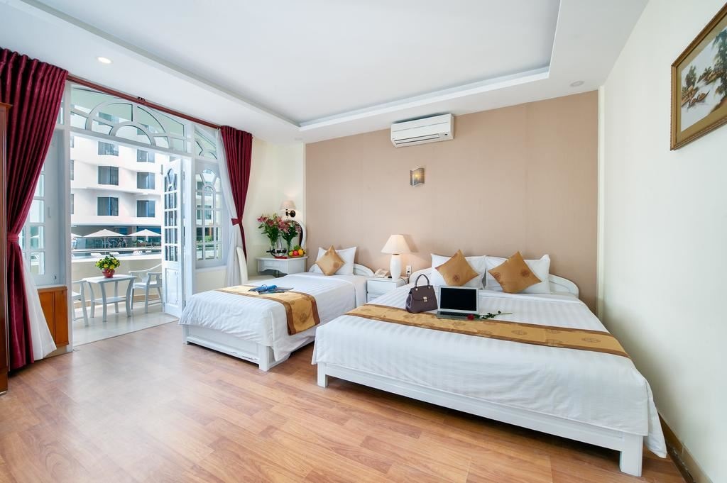 rooms-superior-room