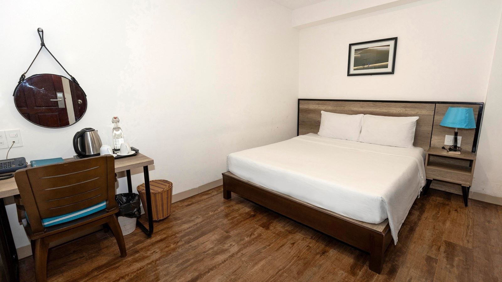 rooms-standard-room