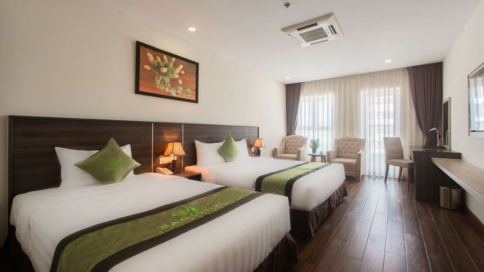 rooms-deluxe-with-balcony-child-without-extra-bed