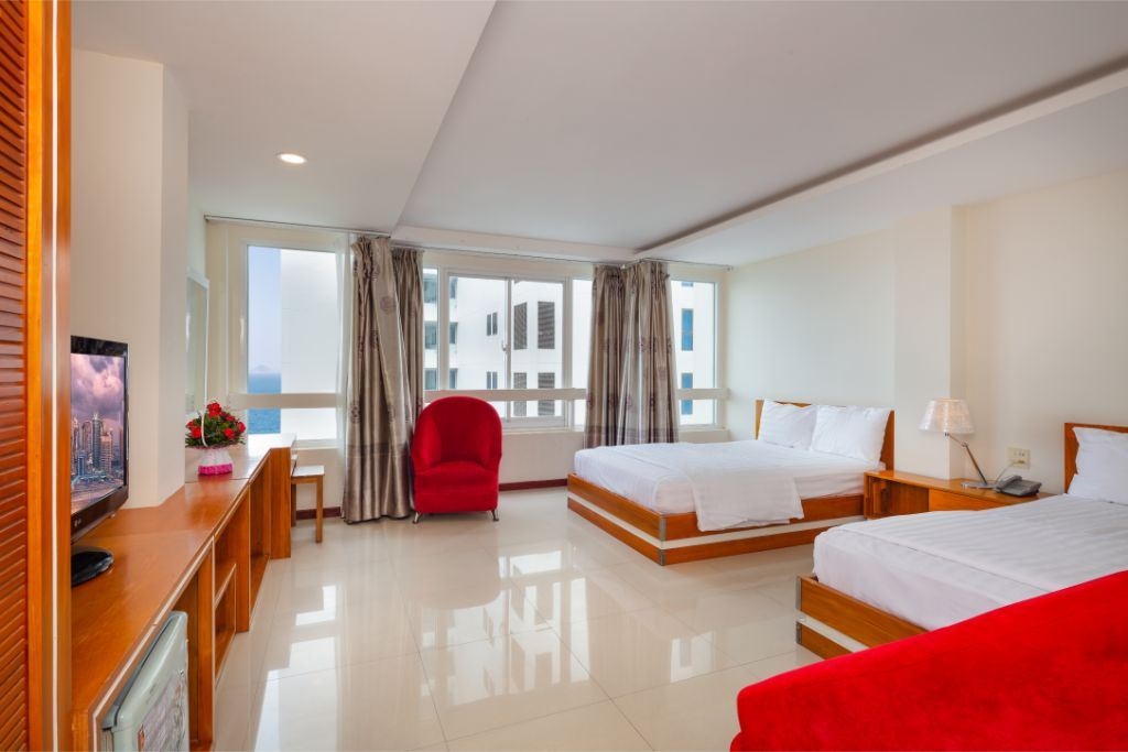 rooms-deluxe-room
