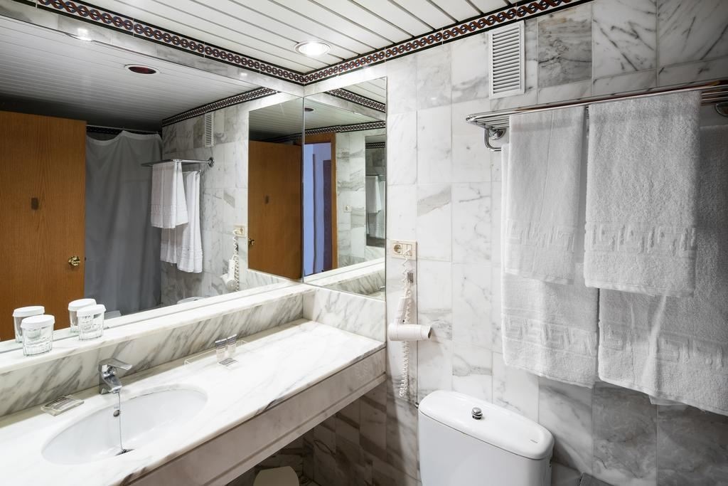 rooms-double-room