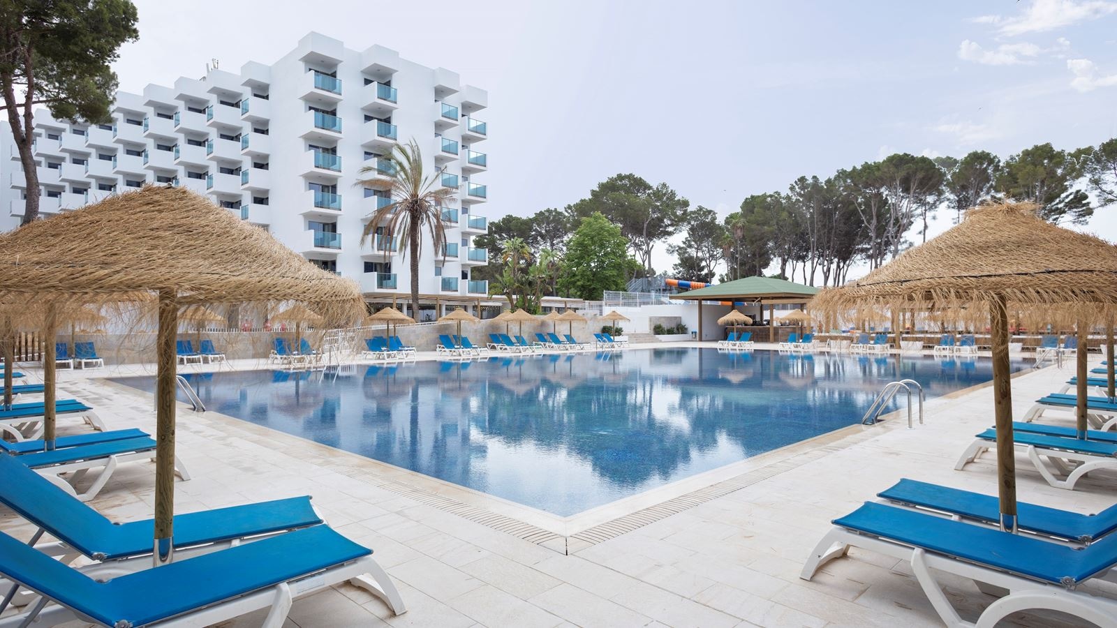 pools-outdoor-pool