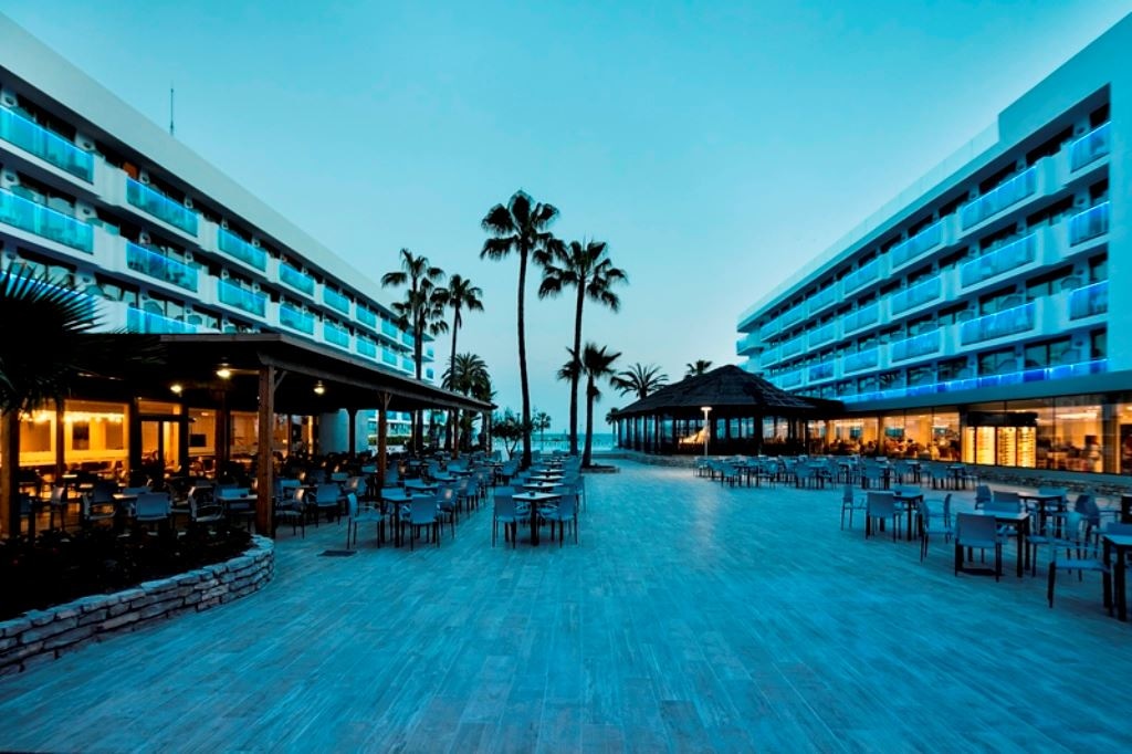 general-main-building