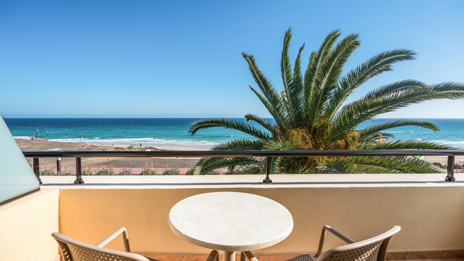 rooms-double-sea-view-balcony-or-terrace