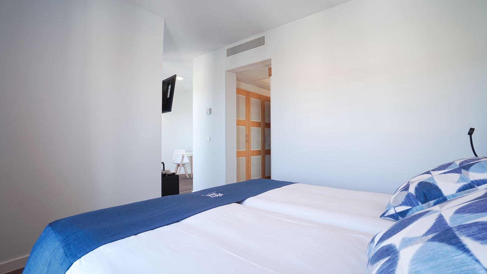 rooms-junior-suite-garden-view