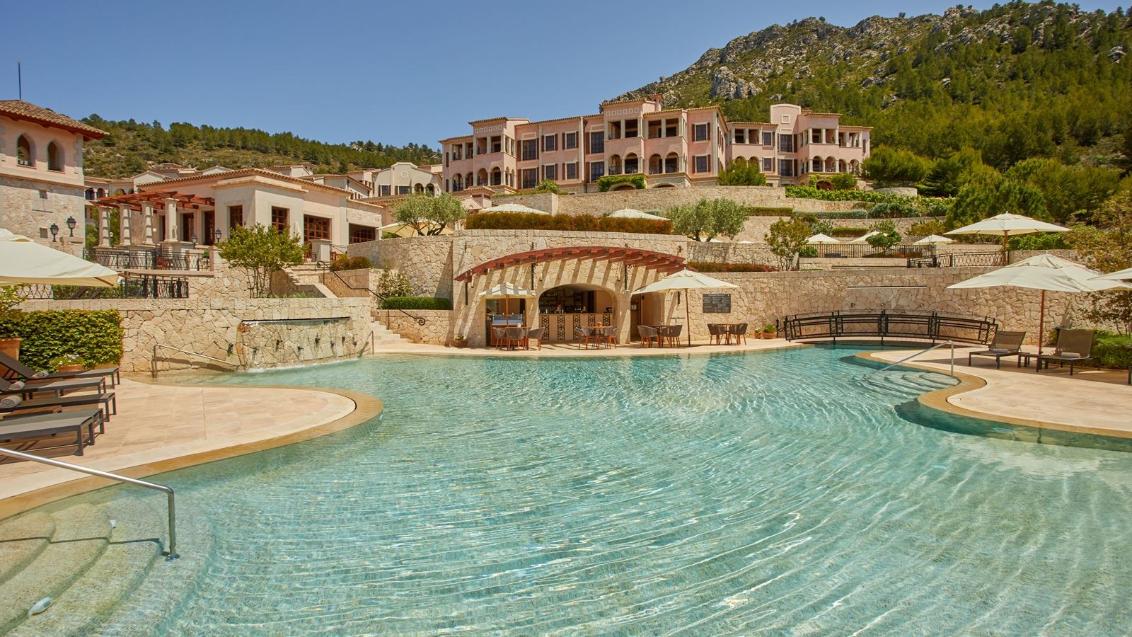 pools-outdoor-pool