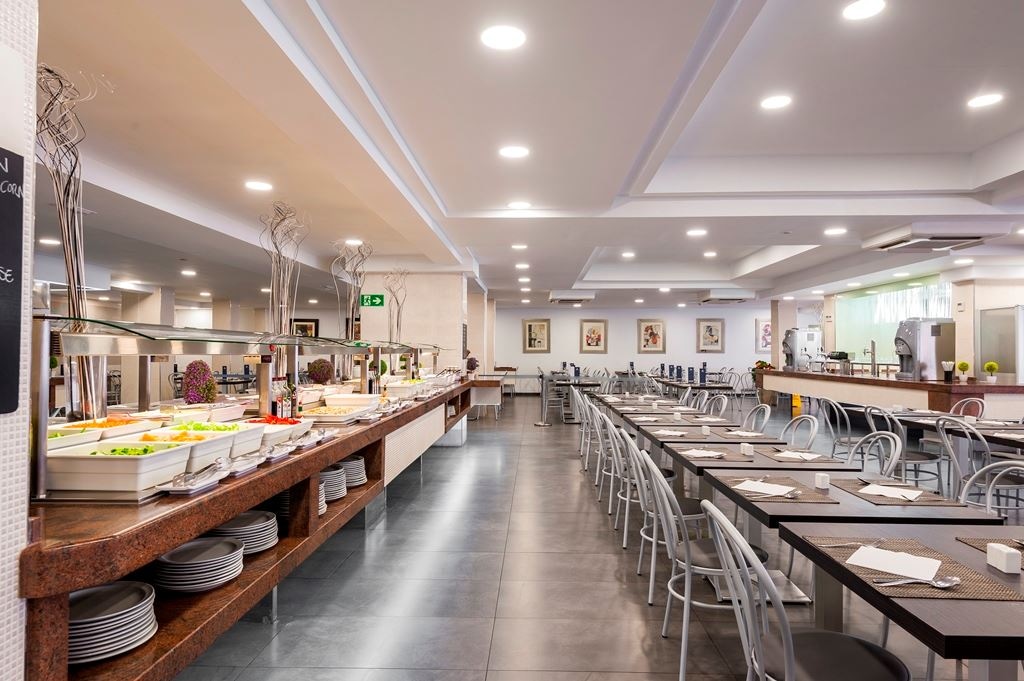 restaurants-buffet-restaurant