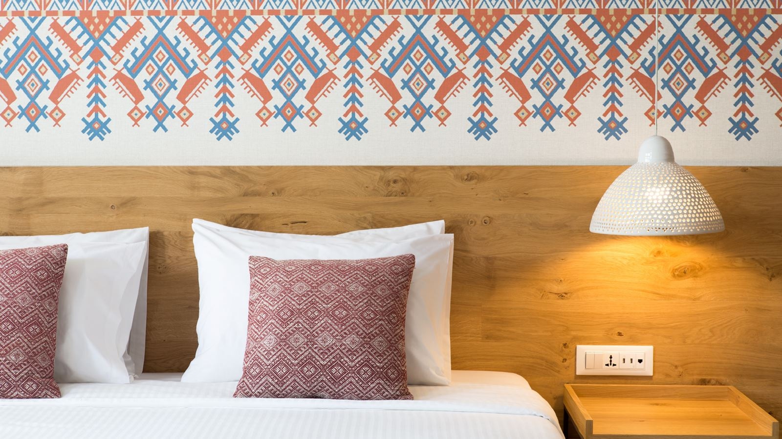 rooms-two-bedroom-maisonette