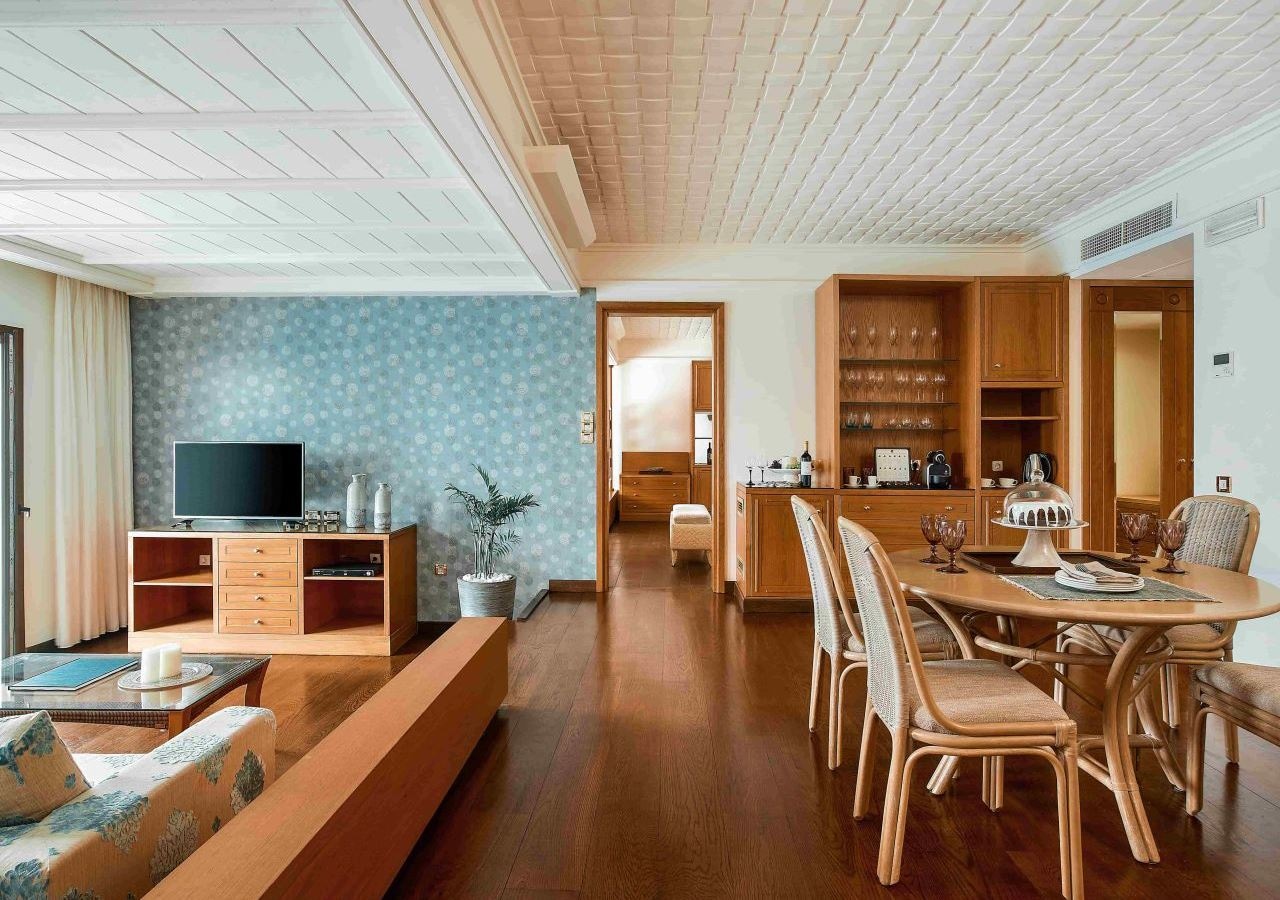 rooms-presidential-suite-sea-front-private-pool