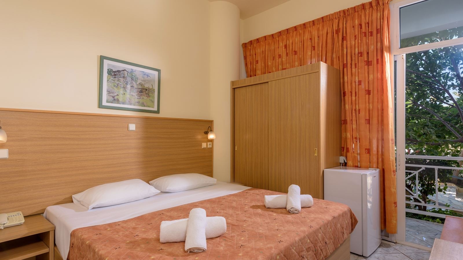 rooms-double-garden-view