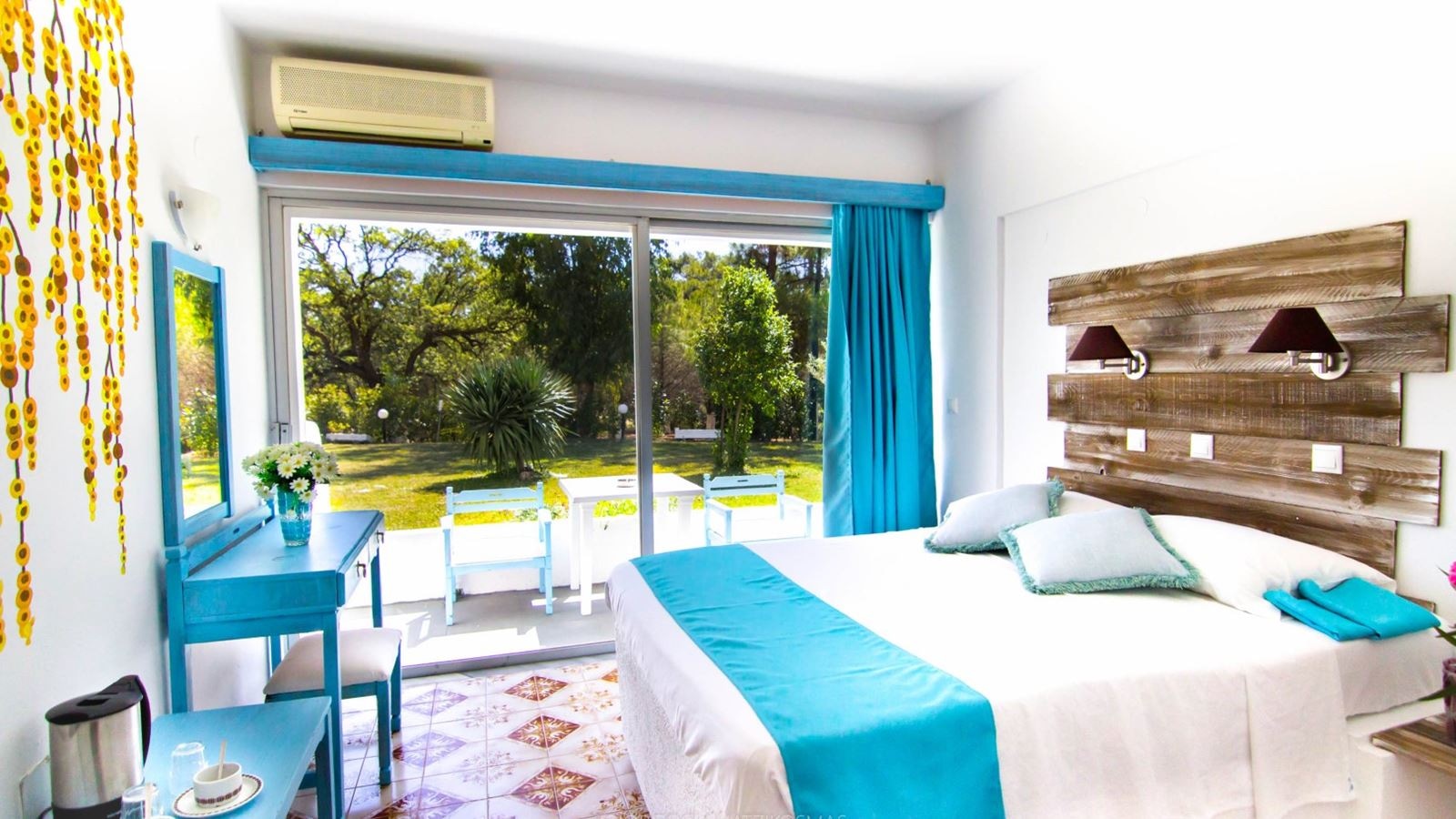 rooms-art-room