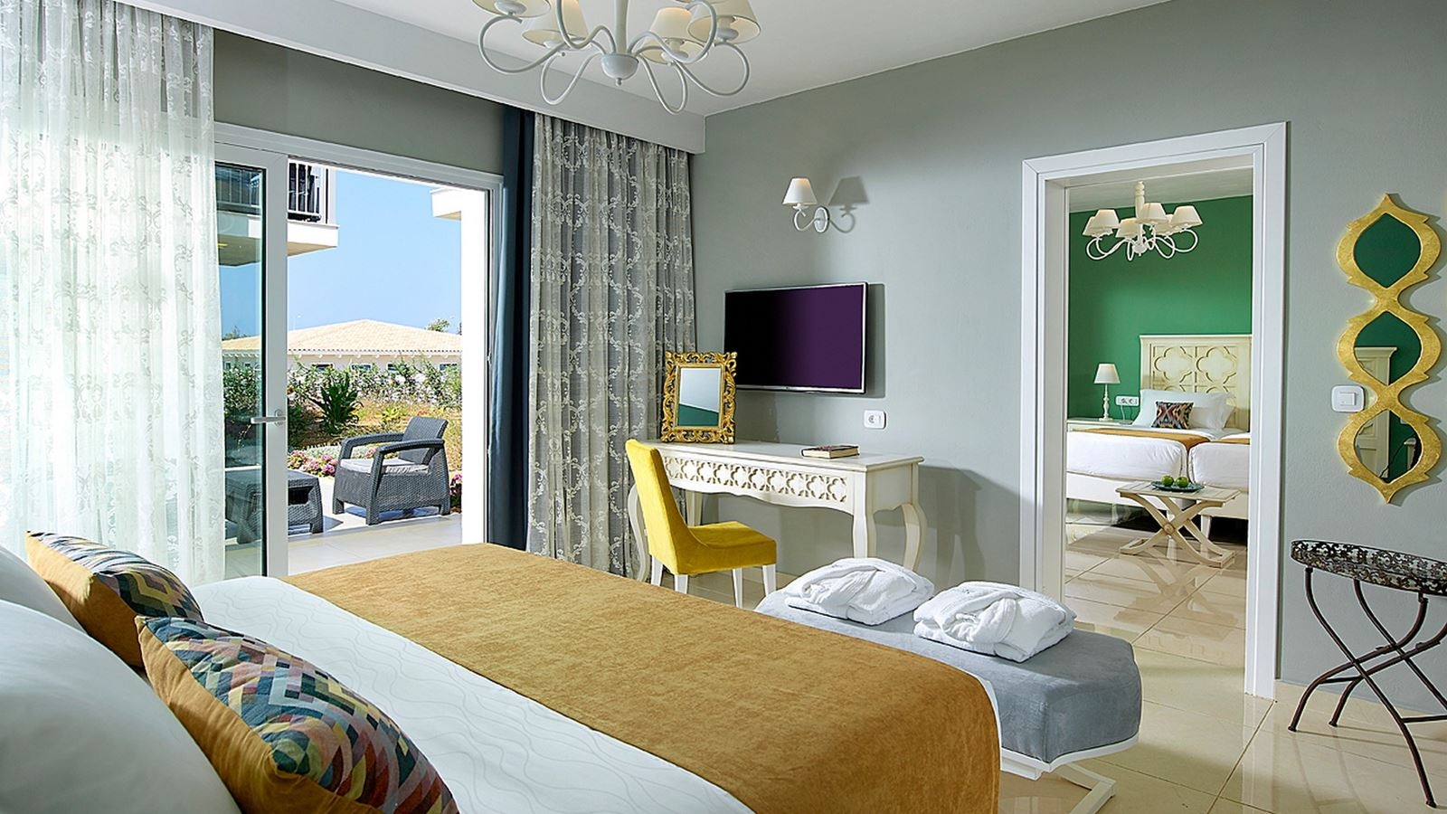 rooms-room-family-2-bedrooms-deluxe