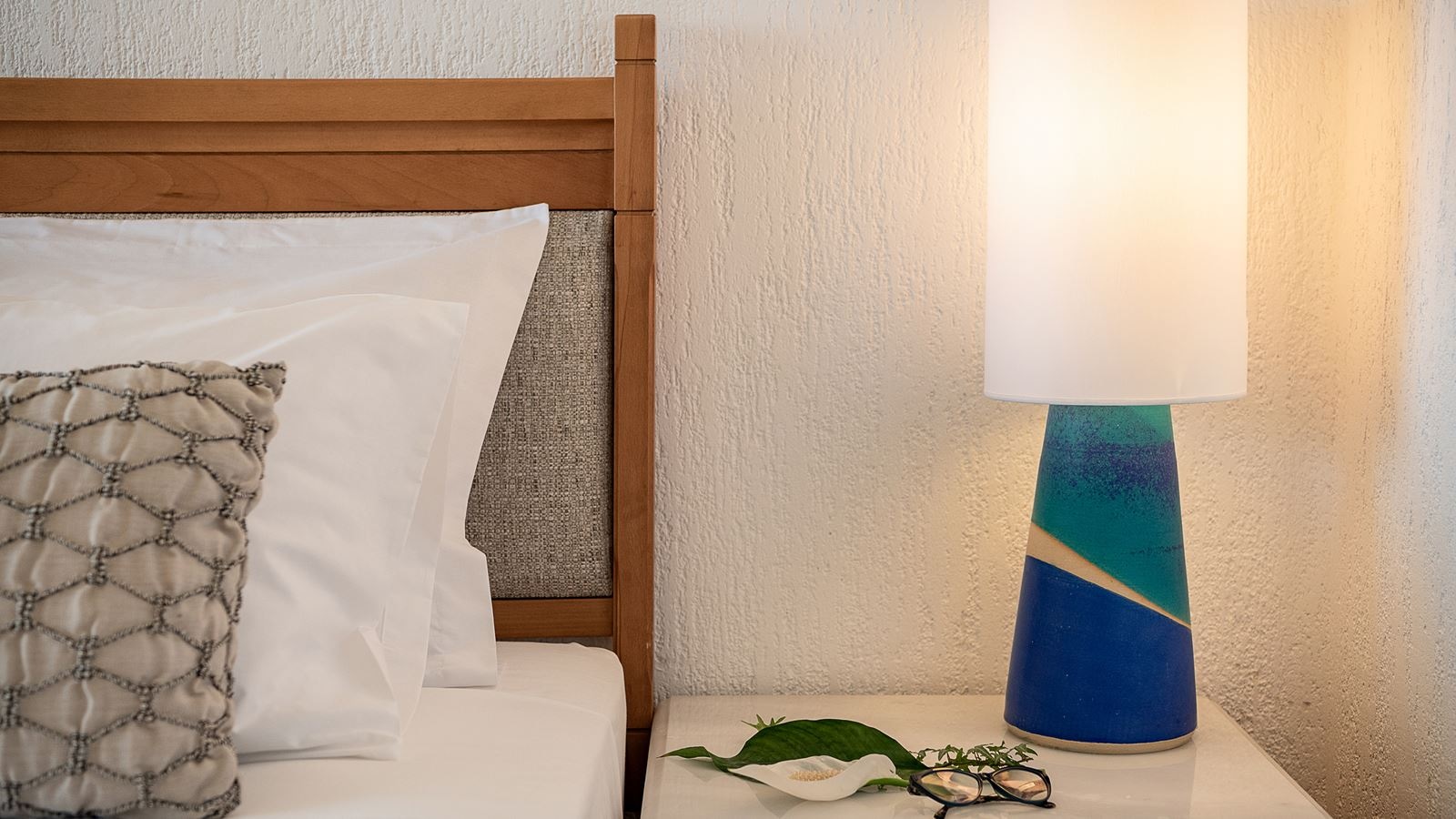 rooms-room-side-sea-view-single-use