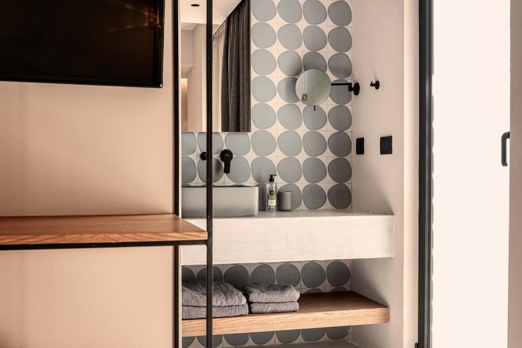 rooms-suite-junior-balcony