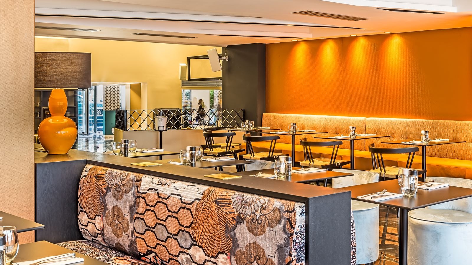 restaurants-restaurants