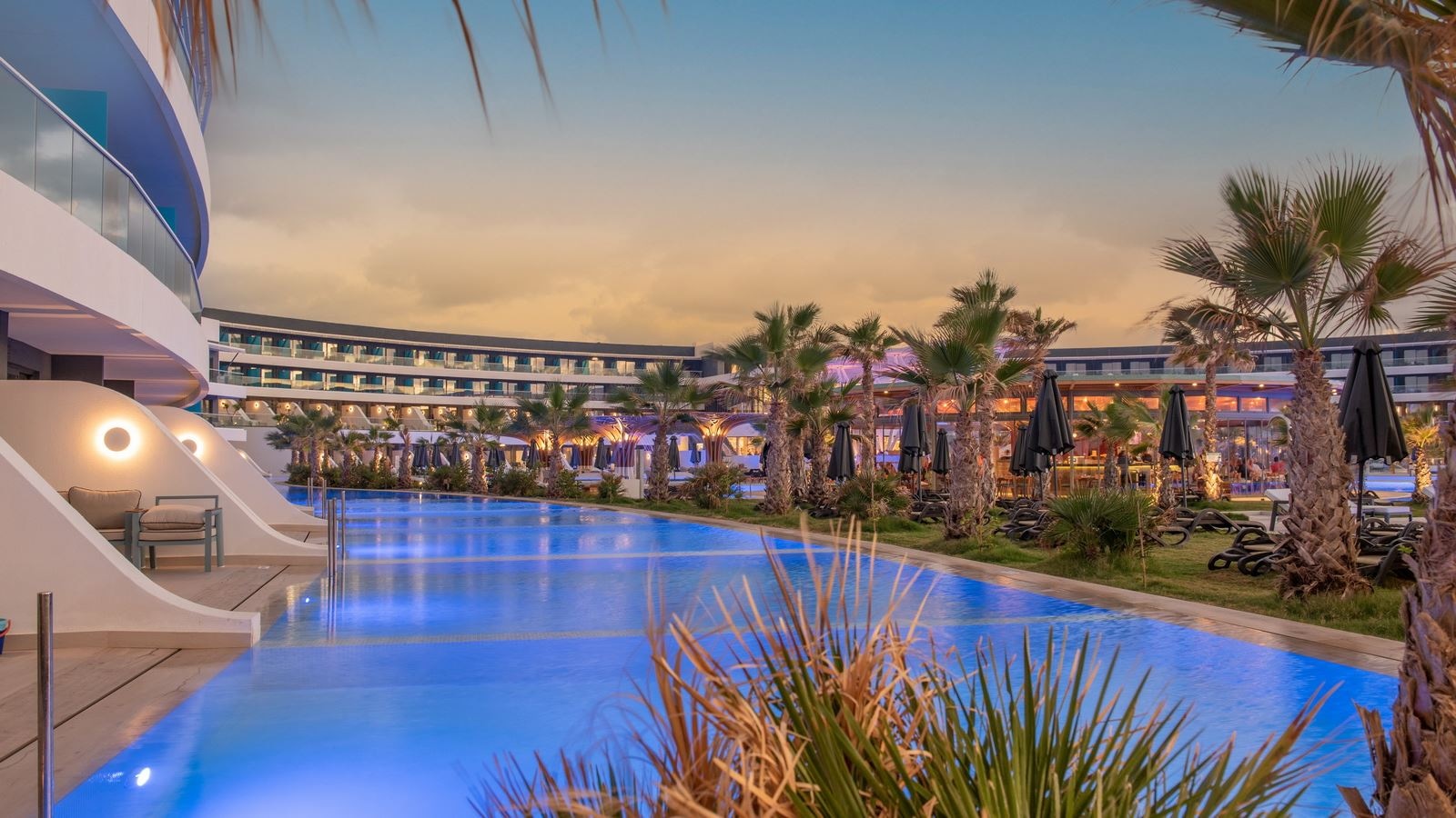 rooms-deluxe-double-pool-or-sea-view-with-individual-pool