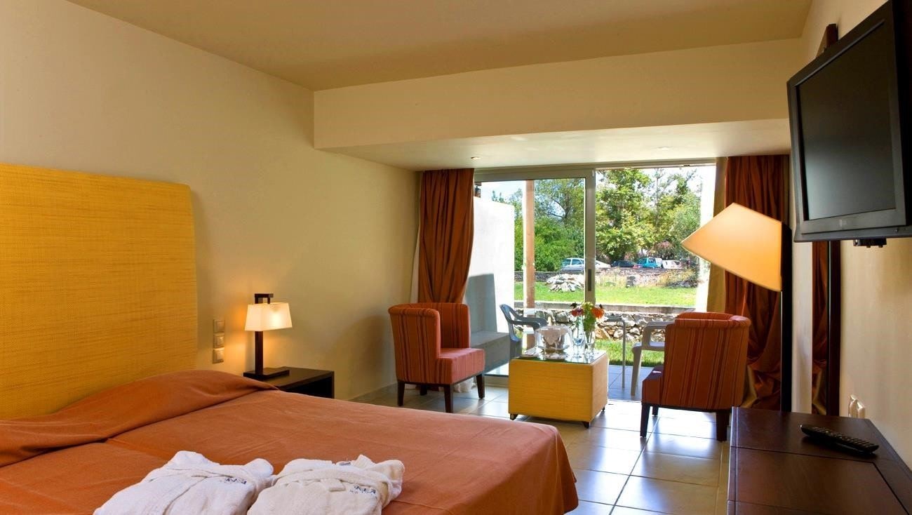 rooms-room-double-sideseaview-balcony-or-terrace