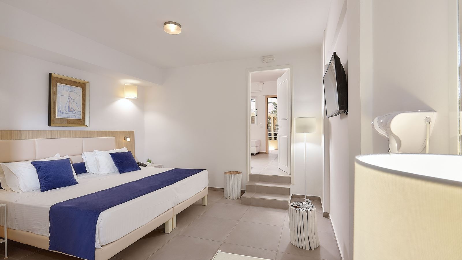 rooms-suite-family-plunge-pool