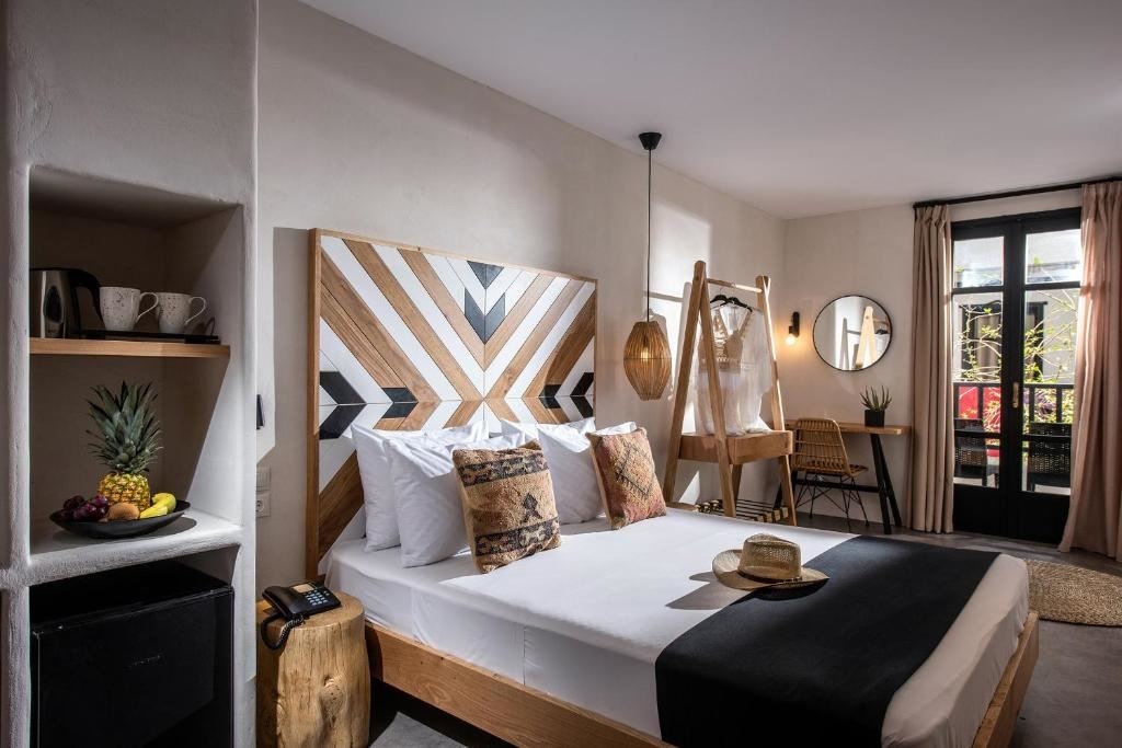 rooms-room-standard-double-balcony-or-terrace