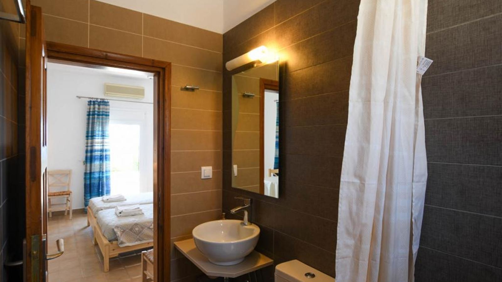 rooms-pool-side-sw-maisonette-4-pax