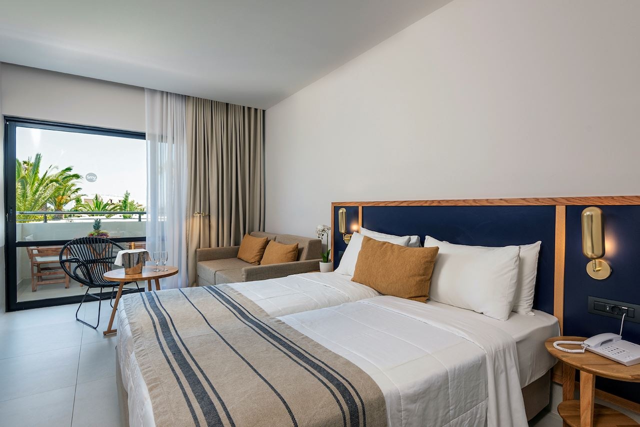 rooms-single-use-garden-view