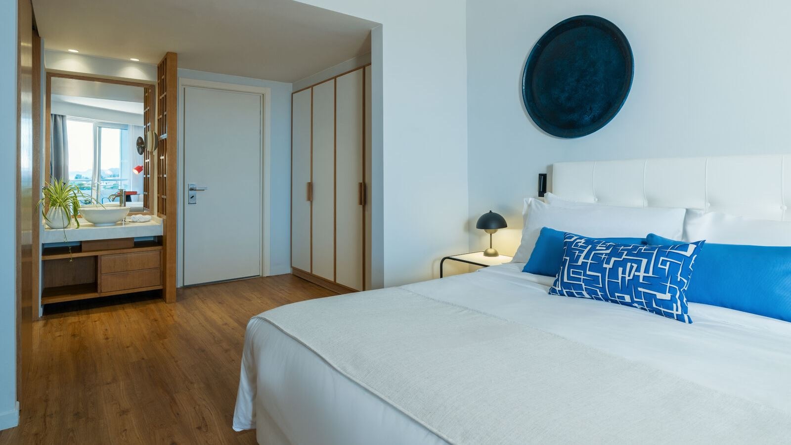 rooms-ivory-retreat