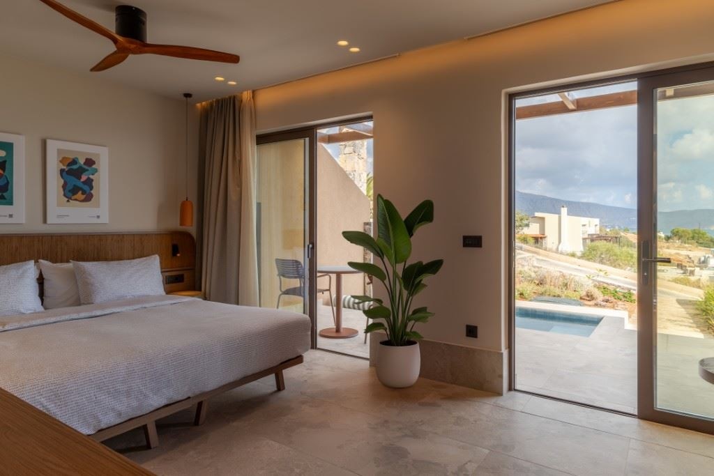 rooms-loft-plunge-pool-sea-view