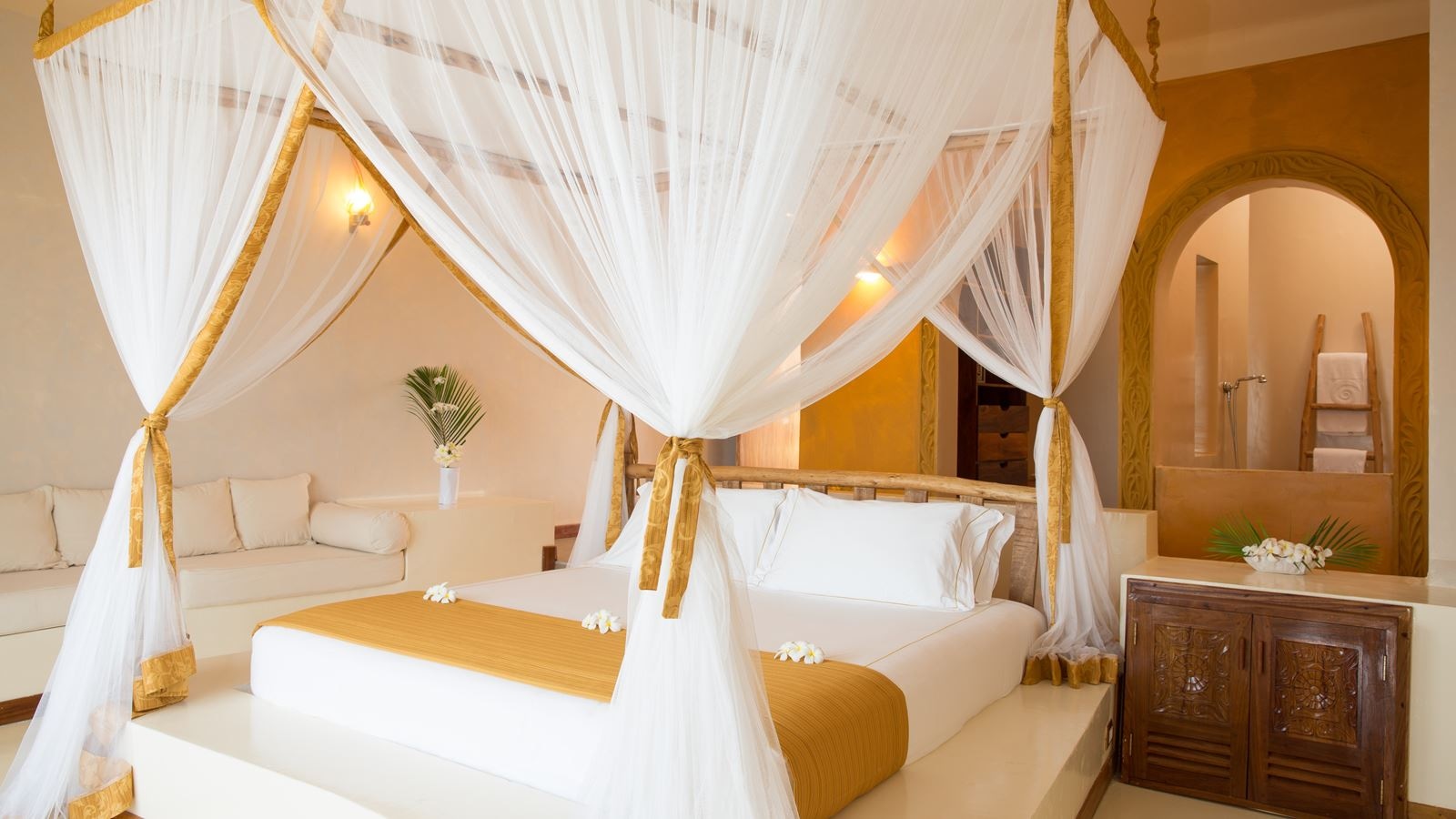 rooms-deluxe-ocean-room