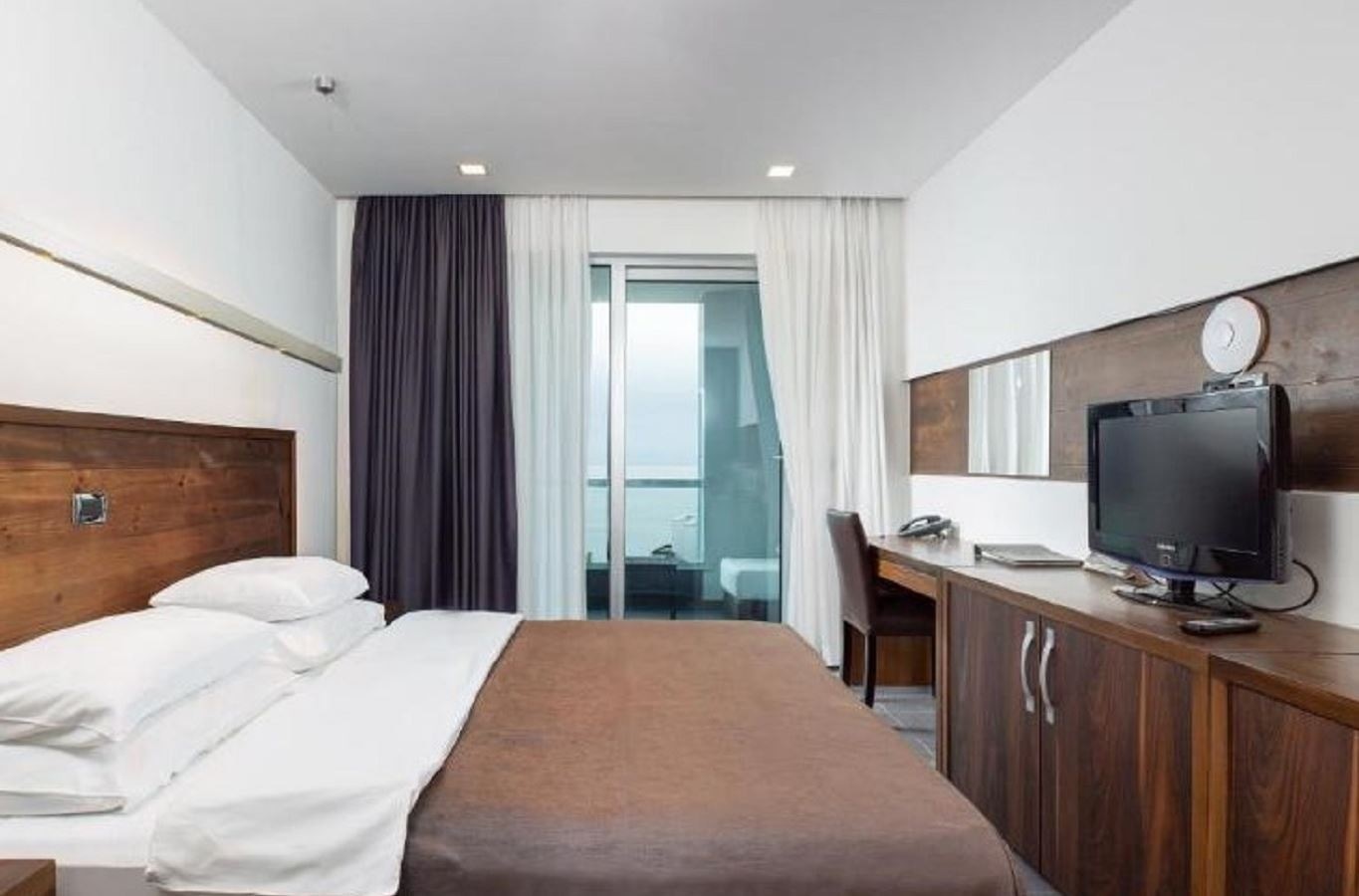 rooms-double-room