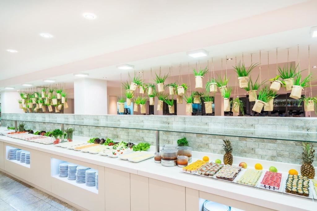 restaurants-grand-restaurant