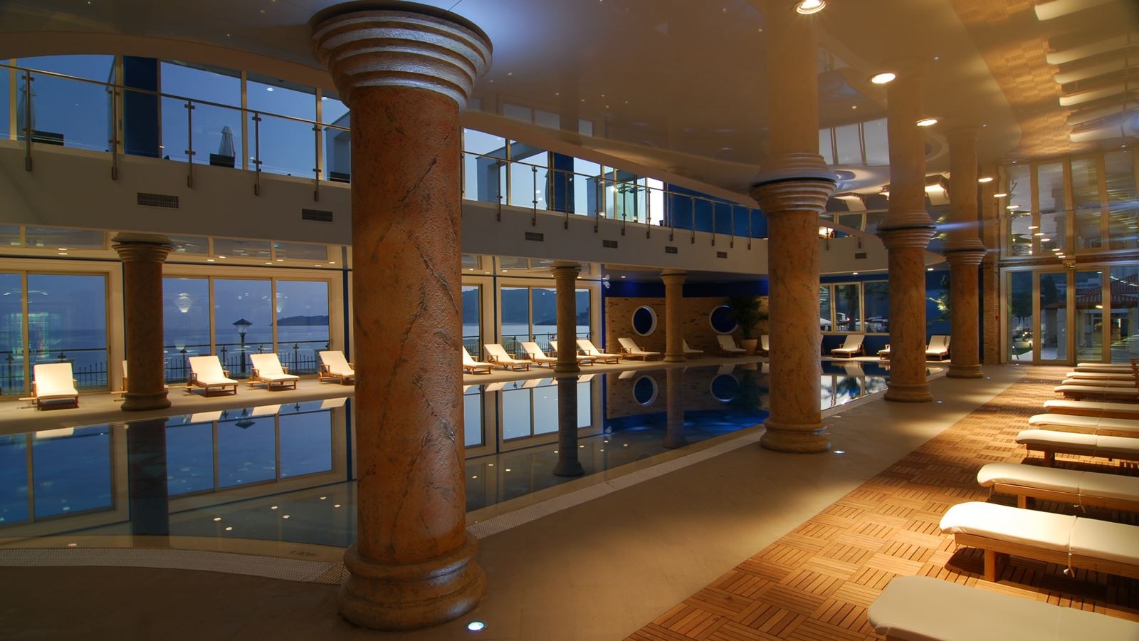 pools-indoor-pool