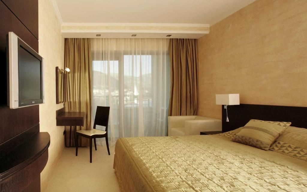 rooms-family-room-sea-view