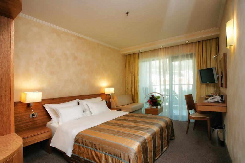 rooms-standard-room-park-view-single-use