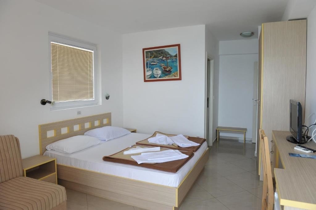 rooms-double-room